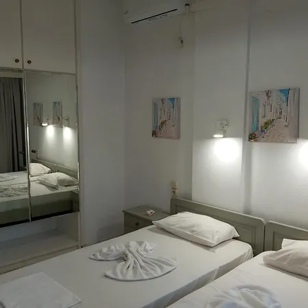 Renia - 4 Adults Apartment